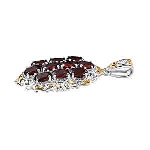 Garnet 4.50 ctw Pendant in Silvertone