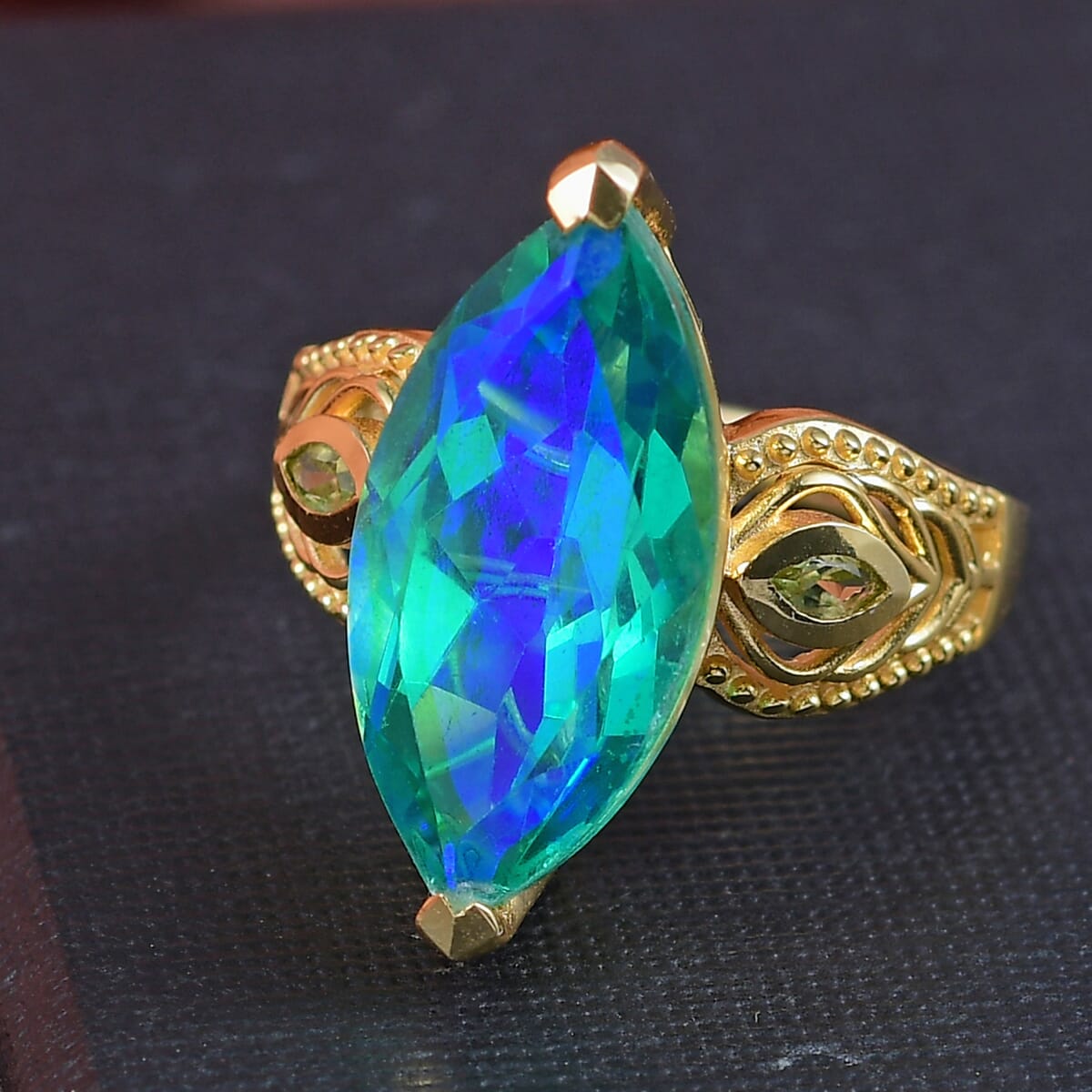 EverTrue Peacock Quartz (Triplet) and Peridot 8.50 ctw Peacock Feather Ring 18K YG Plated (Size 7.0) image number 1