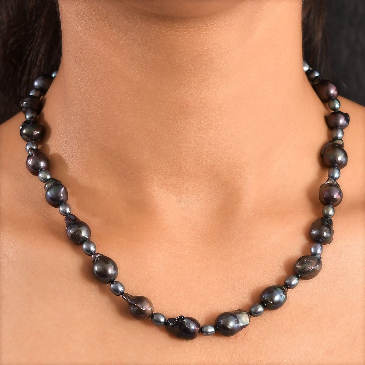 Peacock Pearl (D) Necklace in Stainless Steel 18 Inches image number 2