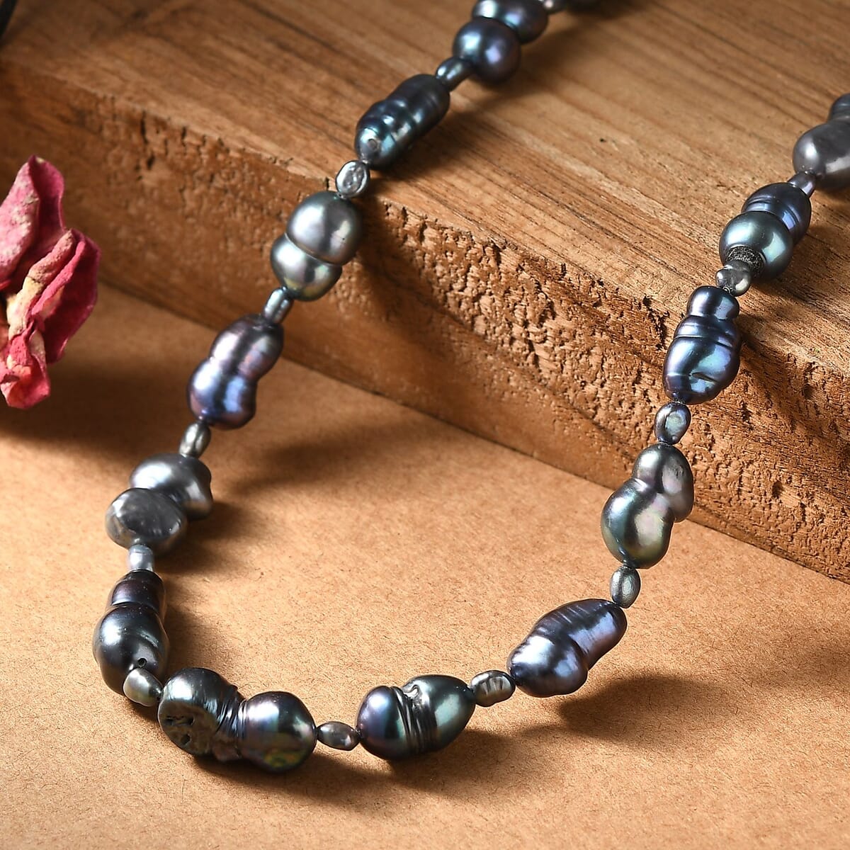 Peacock Pearl (D) Necklace in Stainless Steel 18 Inches image number 1