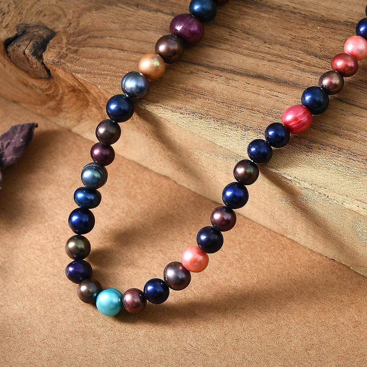 Value Buy Multi Color Pearl (D) Necklace (28 Inches) image number 1