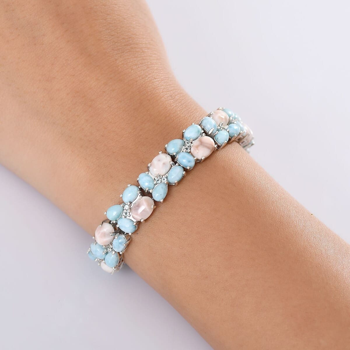 D'Joy Pink Natrolite and Multi Gemstone 37.00 ctw Dolphin Bracelet in Rhodium Over Sterling Silver (6.50 In) image number 2