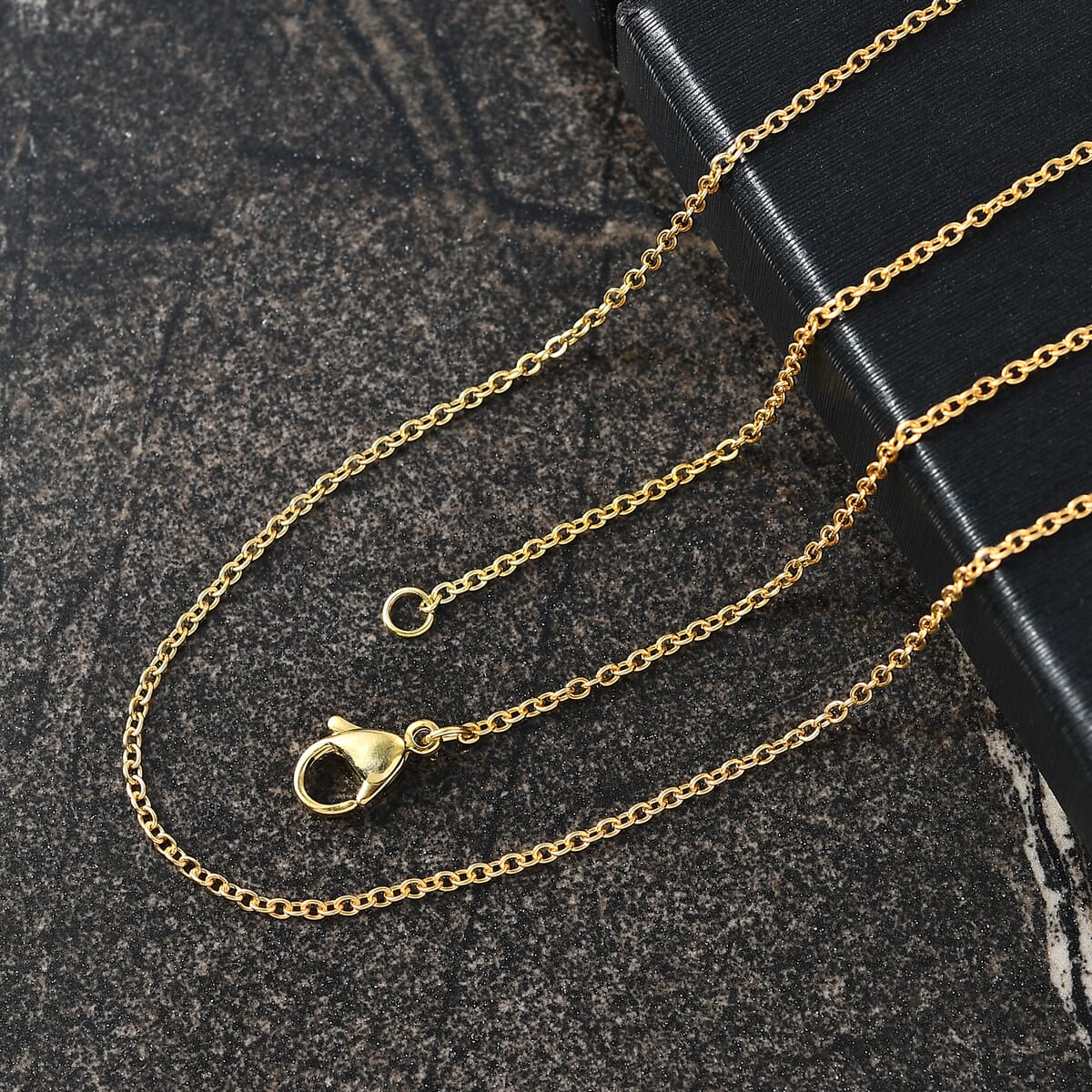 Cable Chain in ION Plated YG Stainless Steel 20 Inches image number 1