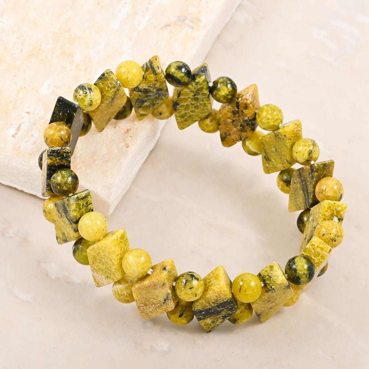 Princess Yellow Turtle Jasper 150.00 ctw Stretch Bracelet (6-7In) image number 1