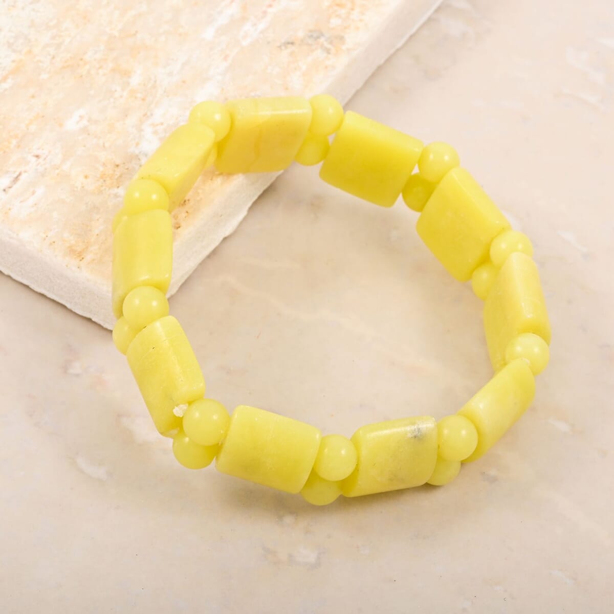 Olive Jade 145.05 ctw Tanker Stretch Bracelet (6-7In) image number 1