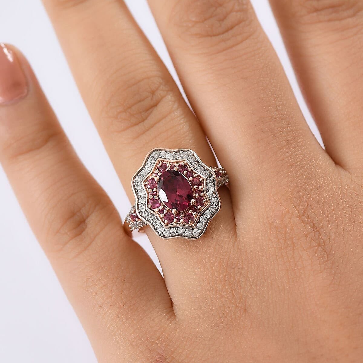 D'Joy Tanzanian Wine Garnet and White Zircon 2.30 ctw Scarlet Aura Ring in 18K Vermeil Rose Gold Over Sterling Silver (Size 7.0) image number 2