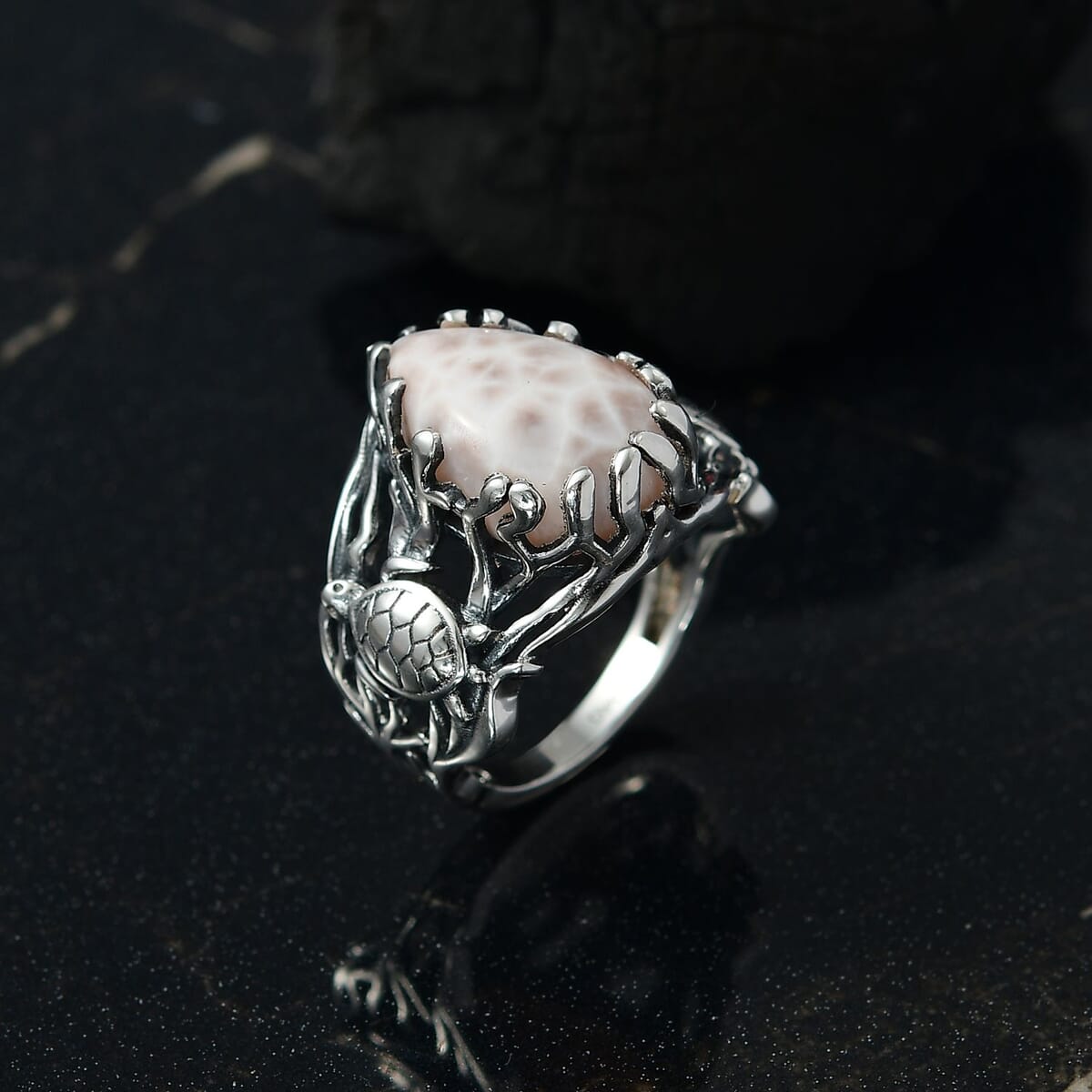 D'Joy Artisan Crafted Pink Natrolite Turtle 8.15 ctw Ring in Sterling Silver (Size 10.0) image number 1