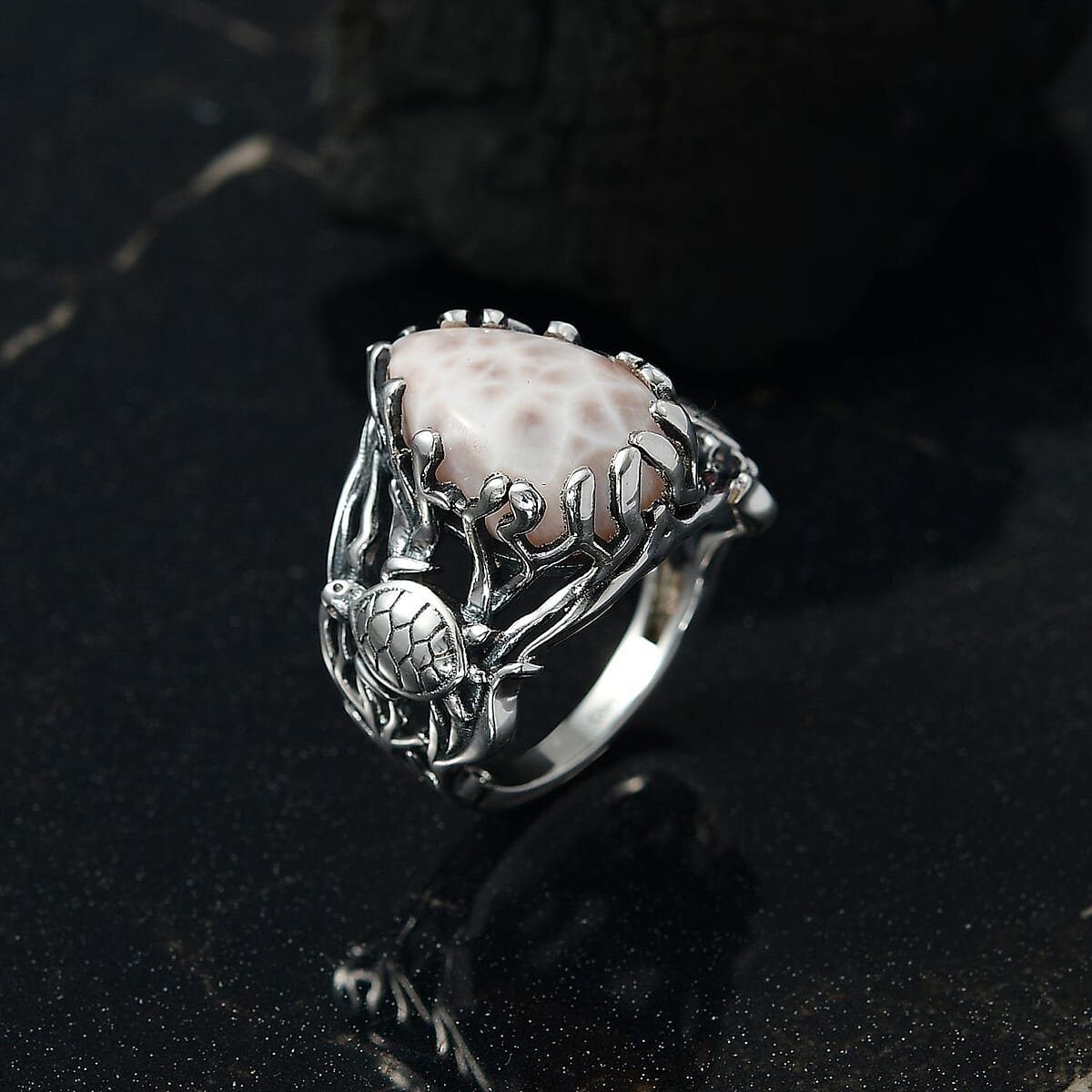 D'Joy Artisan Crafted Pink Natrolite Turtle 8.15 ctw Ring in Sterling Silver (Size 6.0) image number 1