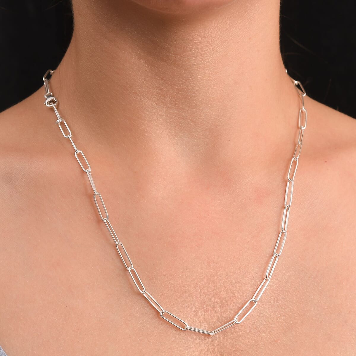 Paper Clip Chain Necklace in Sterling Silver 7.85 Grams 20 Inches image number 2