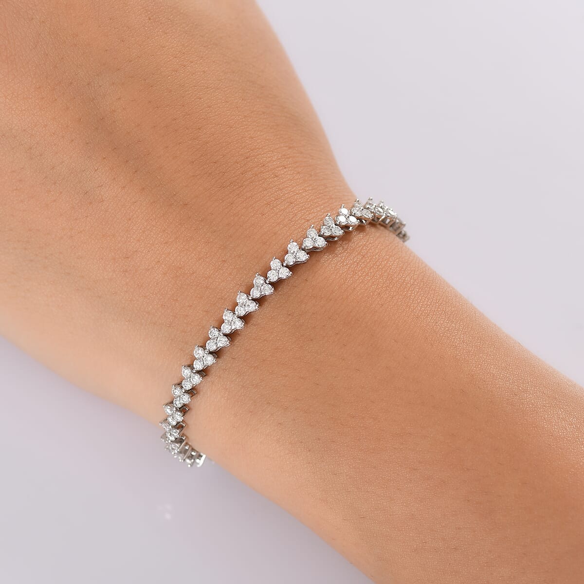 Luxuriant Lab Grown Diamond G-H SI 4.00 ctw Waves of Grace Bracelet in Rhodium Over Sterling Silver (7.25 In) image number 2