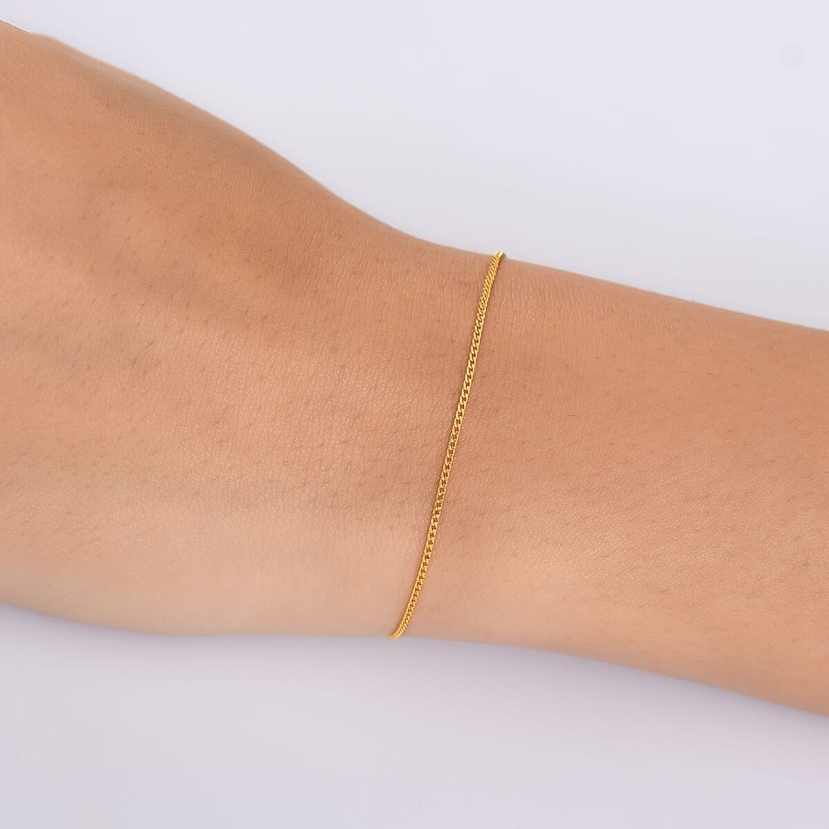 22K Yellow Gold Curb Chain Bracelet (7.25 In) 1.40 Grams image number 2