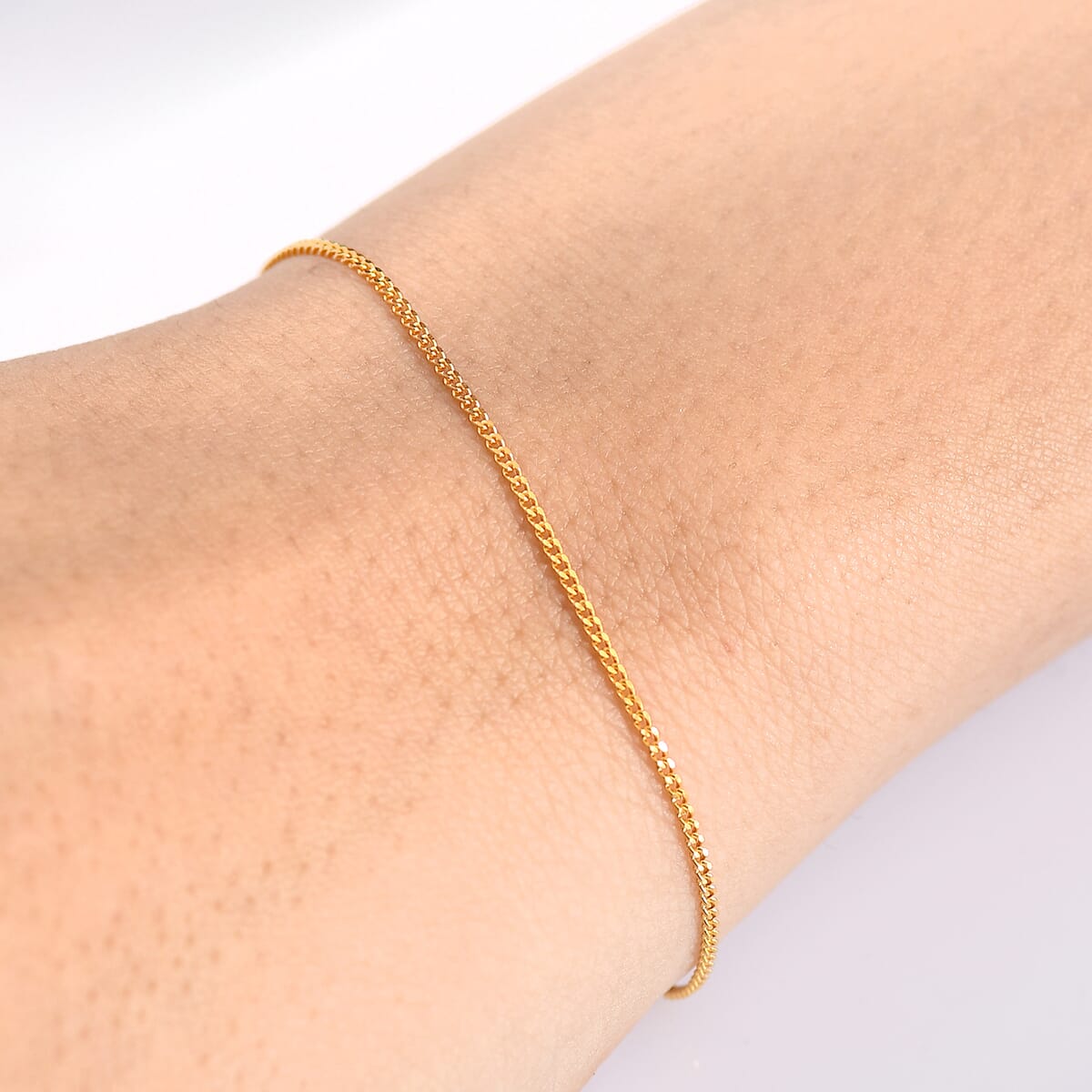 22K Yellow Gold Curb Chain Bracelet (8.00 In) 1.58 Grams image number 2