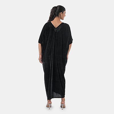 TAMSY Black Stretch Velvet Drape Kaftan Dress with Front Button Detail- One Size Fits Most