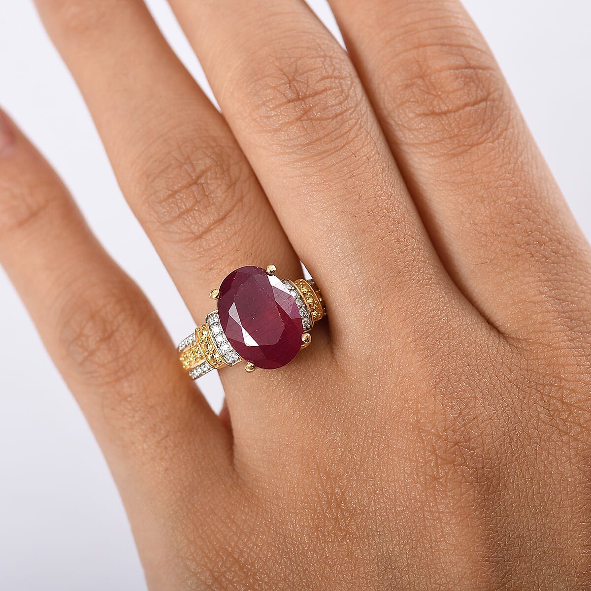 D'Joy Premium Niassa Ruby (FF) and Multi Gemstone 9.65 ctw Crimson Flower Ring in 18K Vermeil Yellow Gold Over Sterling Silver (Size 10.0) image number 2