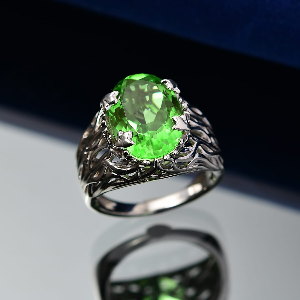 D’Joy Chartreuse Quartz (Triplet) 6.20 ctw Verdant Vines Ring in Platinum Over Sterling Silver (Size 5.0)  image number 1