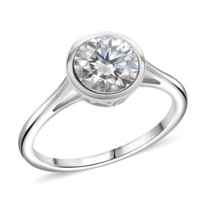 Simulated Diamond 2.80 ctw Solitaire Ring in Platinum Over Sterling Silver (Size 7.75) 