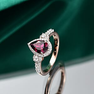 D'Joy AAA Radiant Ember Garnet and Moissanite 2.00 ctw Ring in 18K Vermeil Rose Gold Over Sterling Silver (Size 9.0)