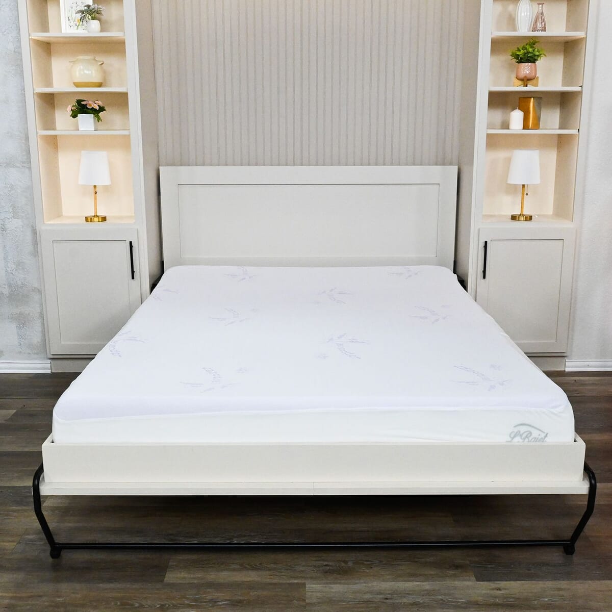 Supreme Living Lavender Infused Mattress Protector -Queen image number 1