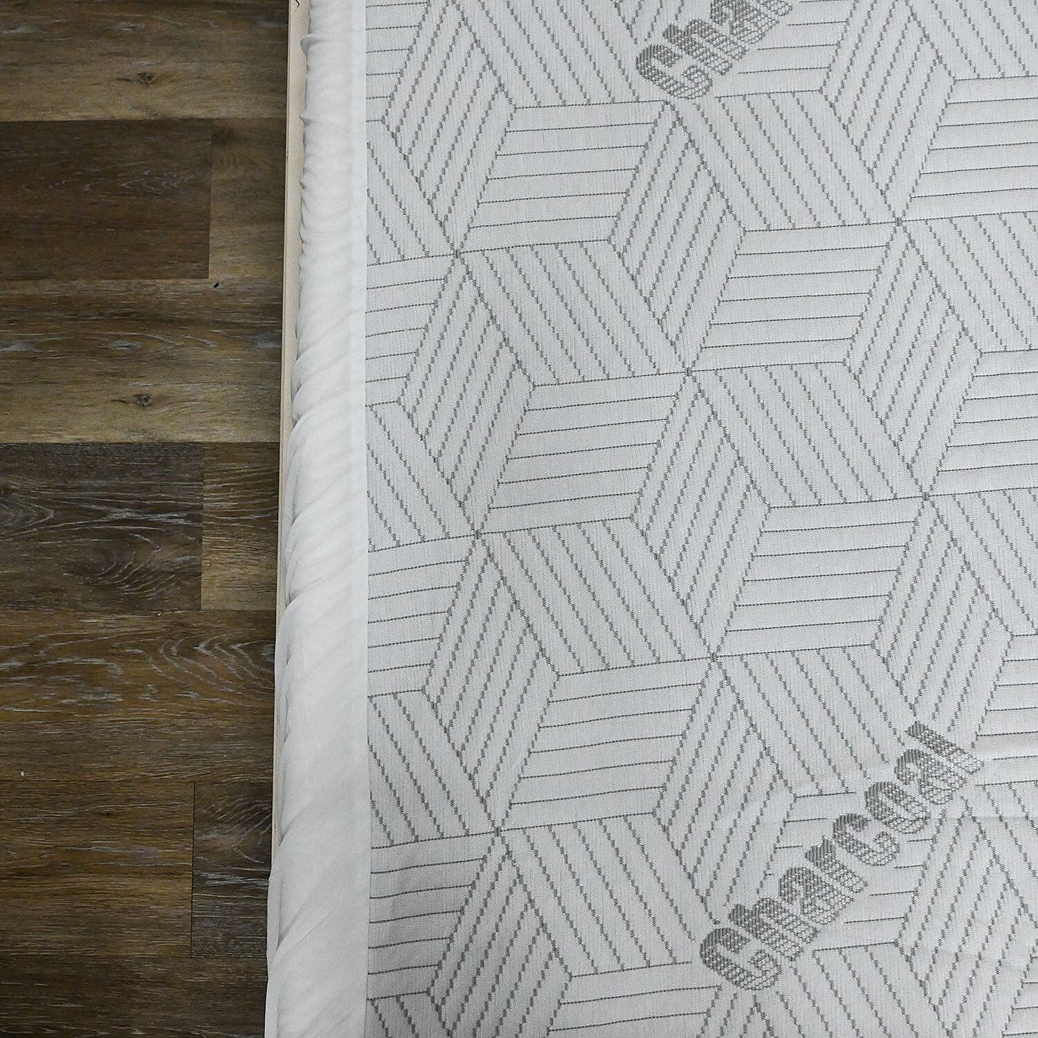 Supreme Living Charcoal Infused Mattress Protector -Queen