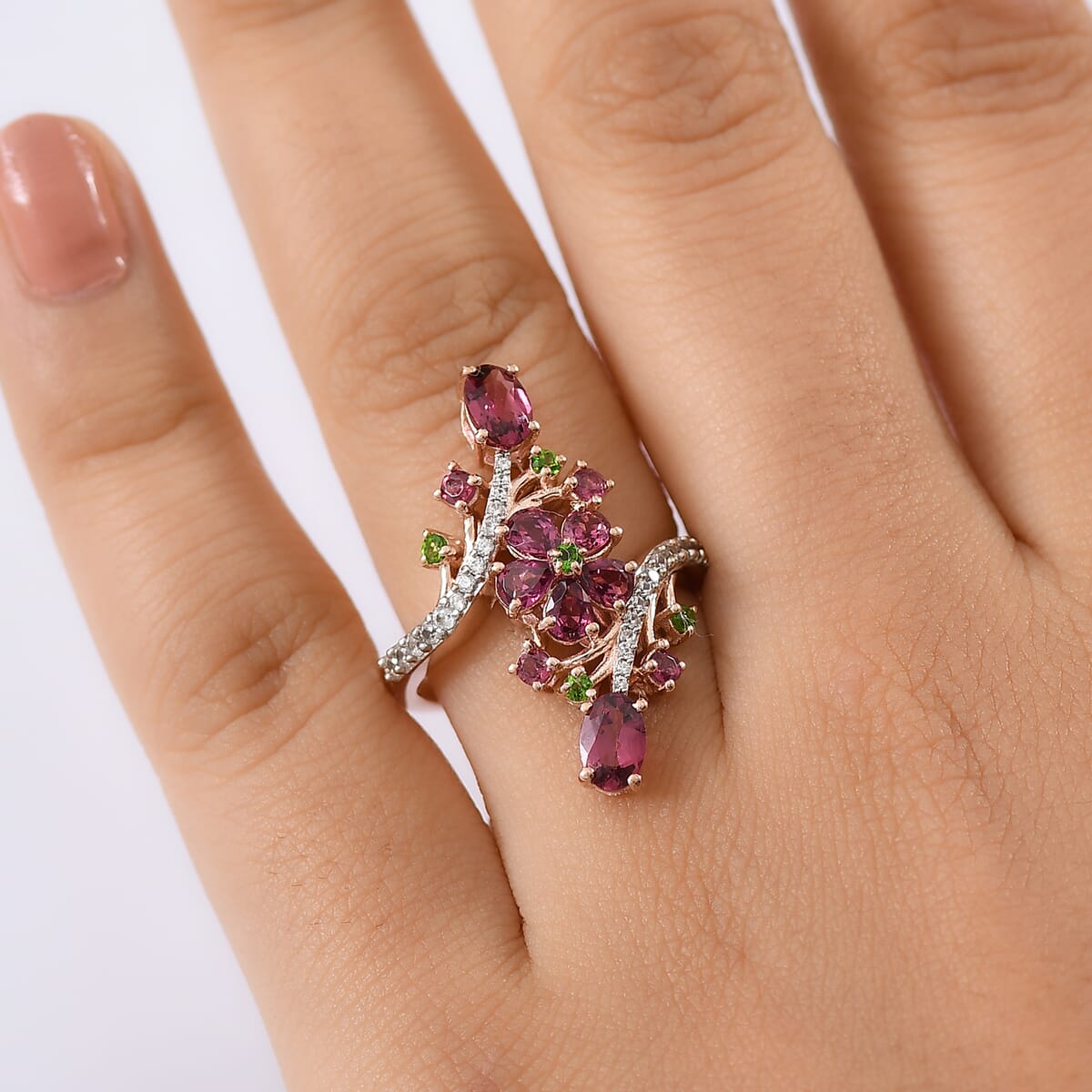 D'Joy Tanzanian Wine Garnet and Multi Gemstone 2.85 ctw Floral Inferna Ring in 18K Vermeil Rose Gold Over Sterling Silver (Size 5.0) image number 2