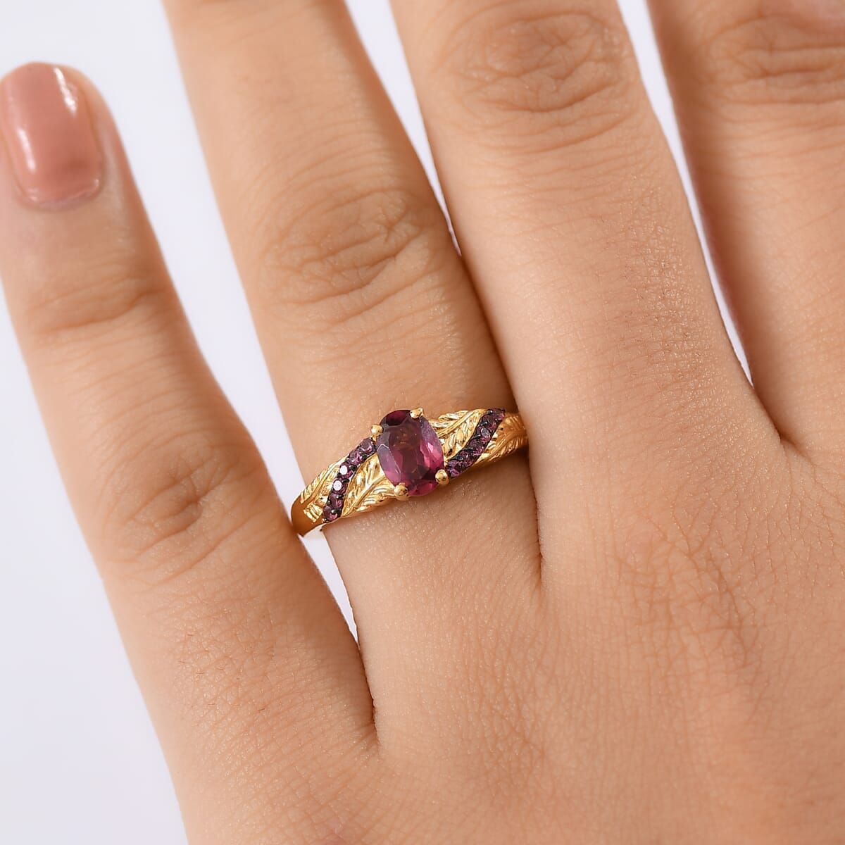 D’Joy Tanzanian Wine Garnet 1.25 ctw Flameleaf Ring in 18K Vermeil Yellow Gold Over Sterling Silver (Size 10.0)  image number 2