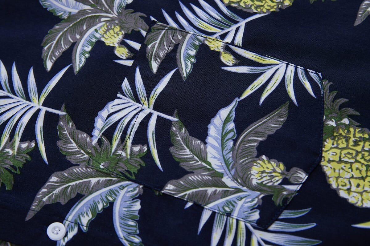 LeeHanton Men’s Navy Pineapple Button-Up Short Sleeve Shirt - L image number 4