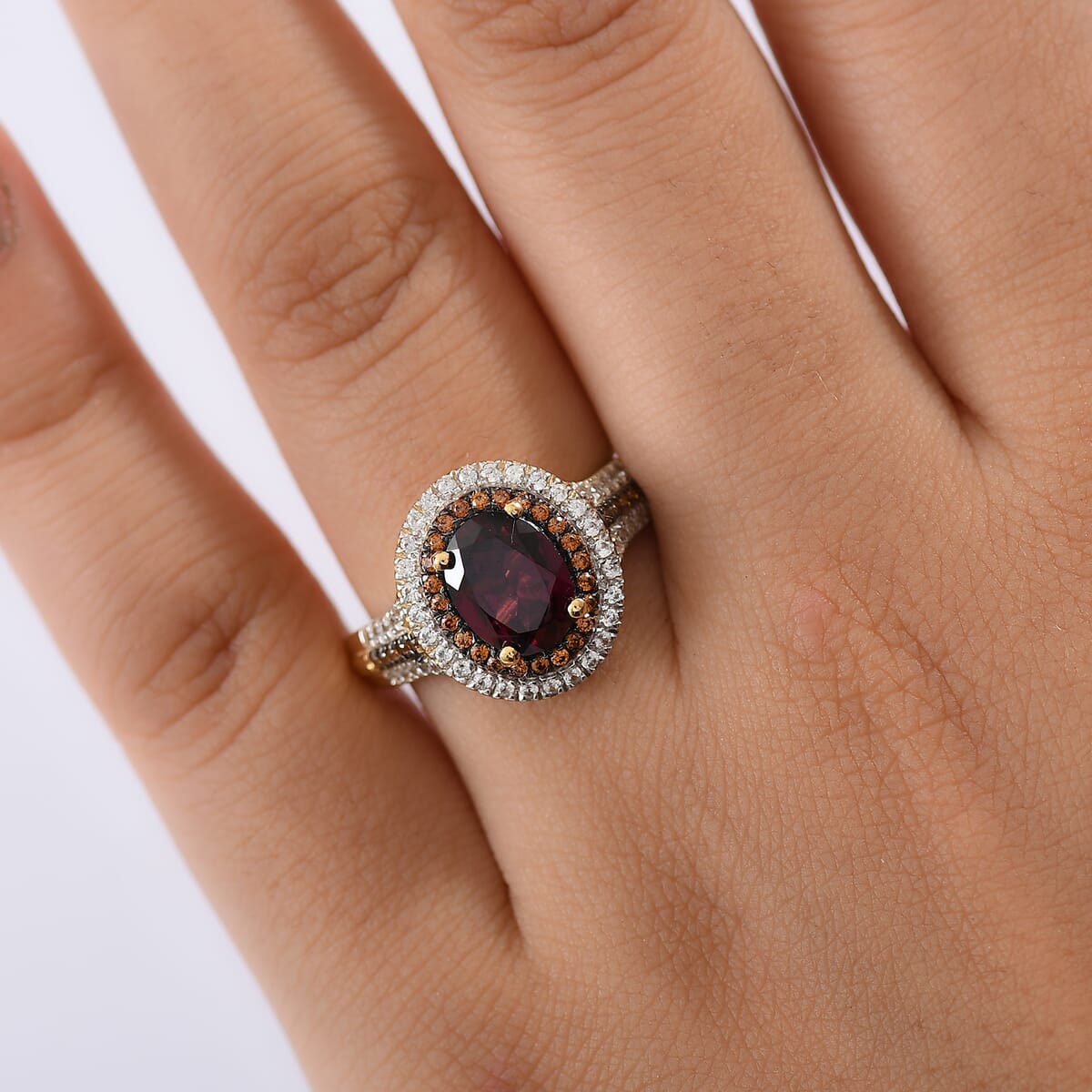Mirage Collection Premium Tanzanian Wine Garnet and SI2 Natural Champagne Diamond 2.40 ctw Twilight Crown Ring in 10K Yellow Gold (Size 7.0) image number 2