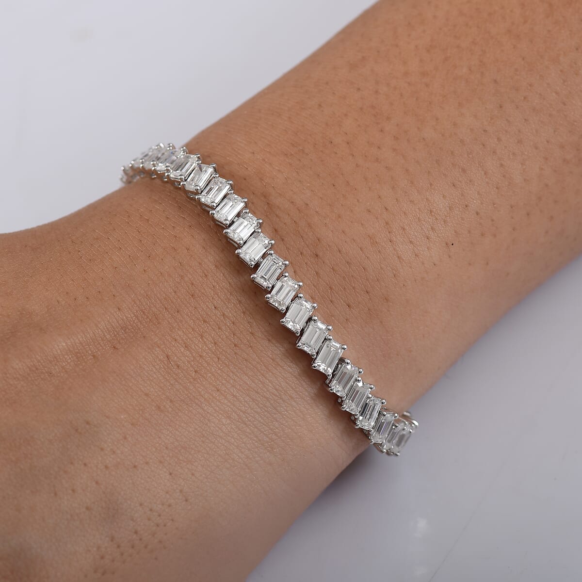 D'Joy Moissanite 13.00 ctw Bracelet in Rhodium Over Sterling Silve (7.25 In)  image number 2