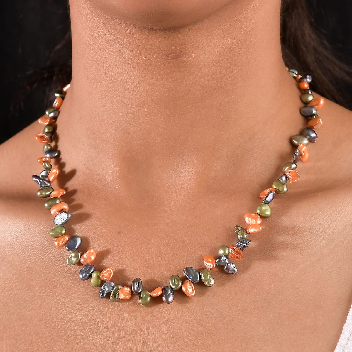 Multi Color Pearl (D) Necklace in Stainless Steel 18 Inches image number 2