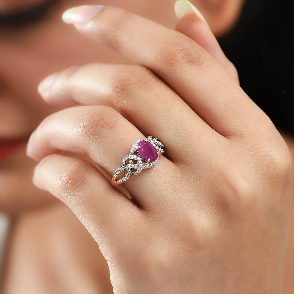 GP Amore Collection Premium Royal Ruby and G-H I2 Diamond 2.20 ctw Ring in 10K Yellow Gold (Size 10.0) image number 3