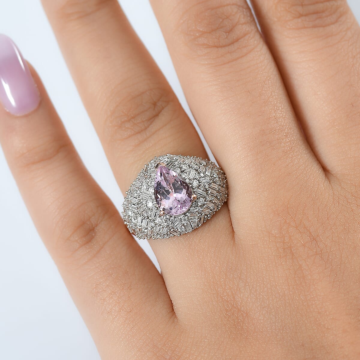 D'Joy Premium Martha Rocha Kunzite and Moissanite 3.60 ctw Amora Bloom Ring in 18K Vermeil Rose Gold Over Sterling Silver (Size 6.0) image number 2