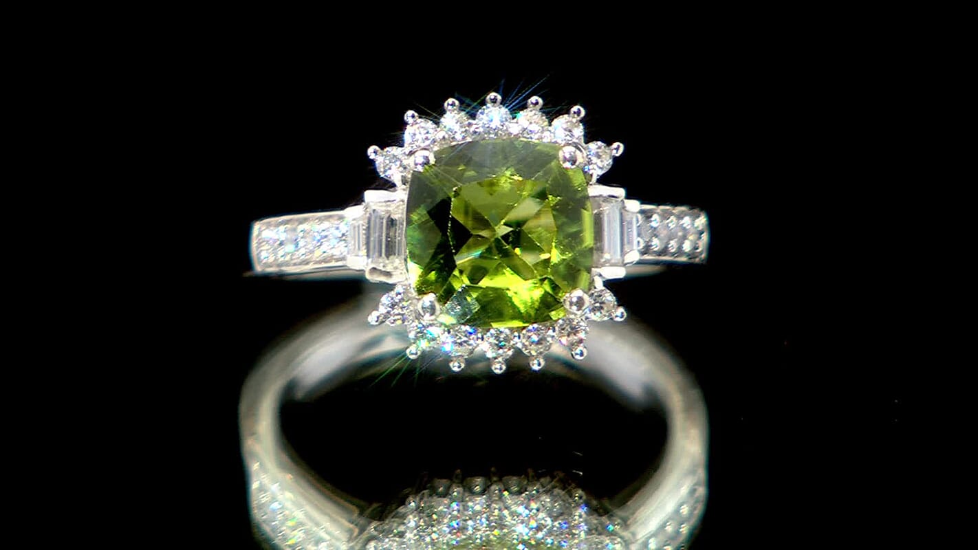 D'Joy Peridot and Moissanite 2.50 ctw Ring in Rhodium Over Sterling Silver (Size 10.0)
