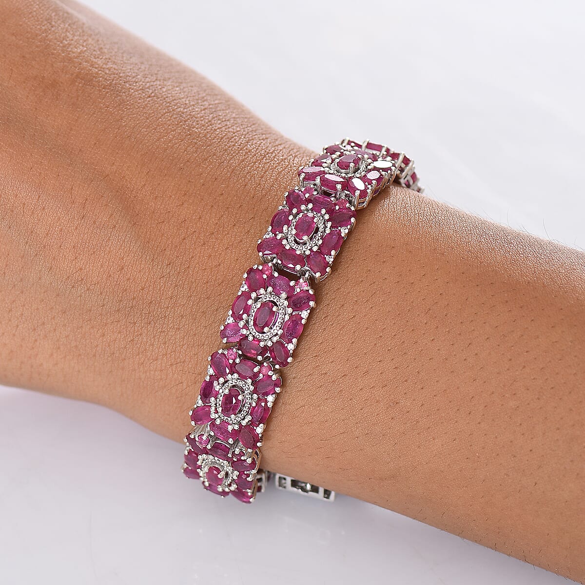 Doorbuster D'Joy Niassa Ruby (FF) and White Zircon 45.00 ctw Art Deco Bracelet in Rhodium Over Sterling Si (8.00 In) image number 2