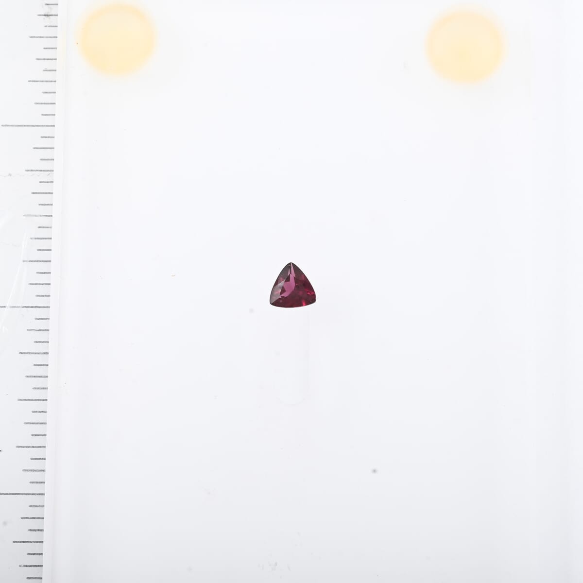AAAA Radiant Ember Garnet (Trl 6 mm) 0.80 ctw image number 4