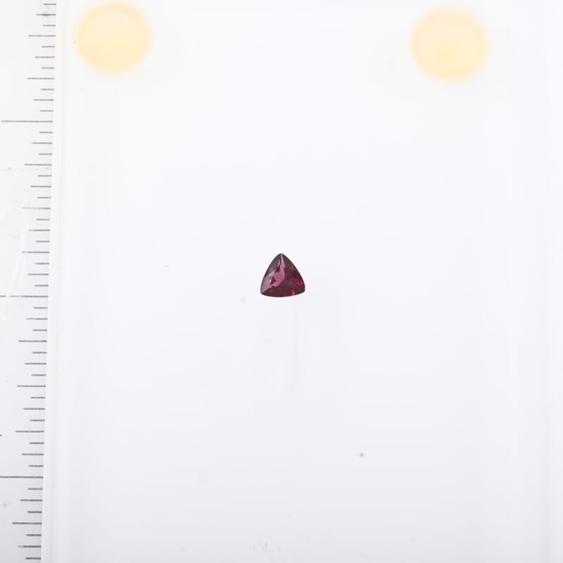 AAAA Radiant Ember Garnet (Trl 6 mm) 0.80 ctw