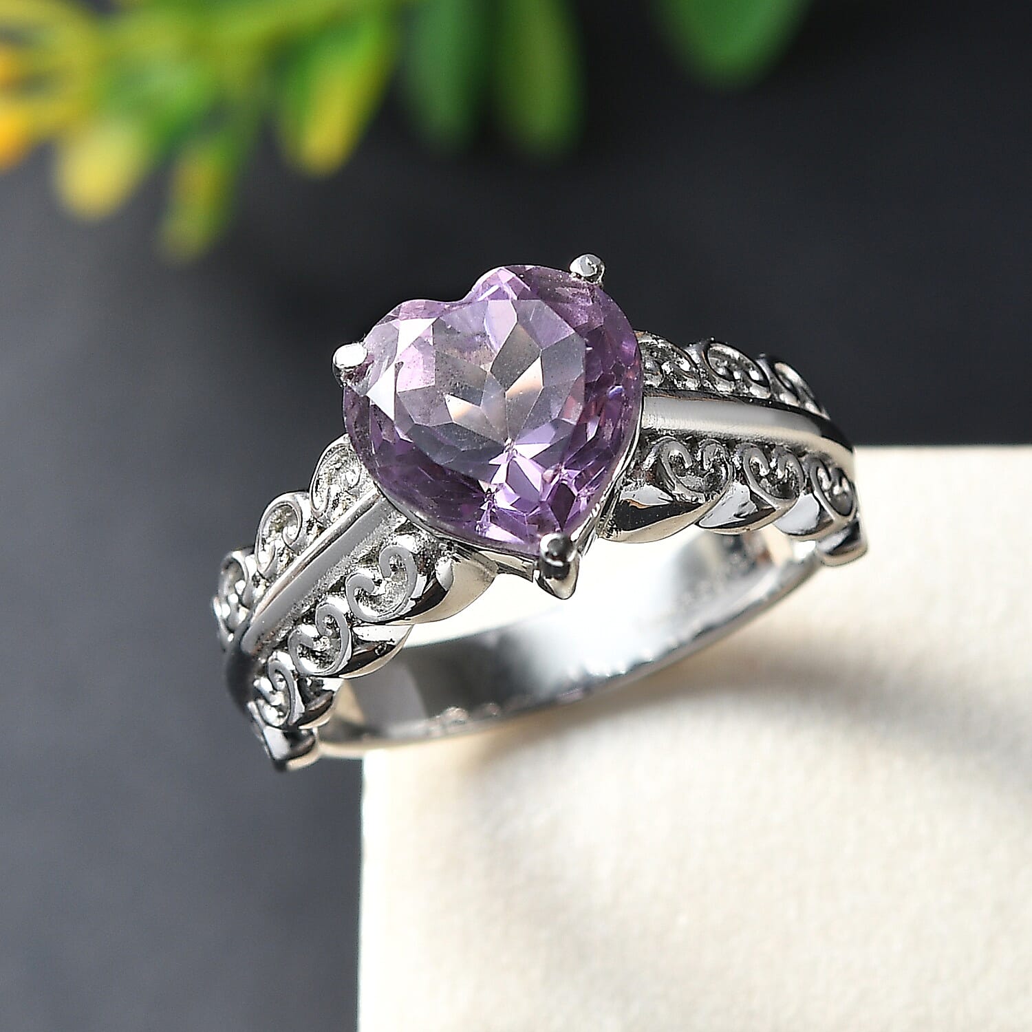 EverTrue Rose De France Amethyst 3.20 ctw Heart Ring in Stainless Steel (Size 10)
