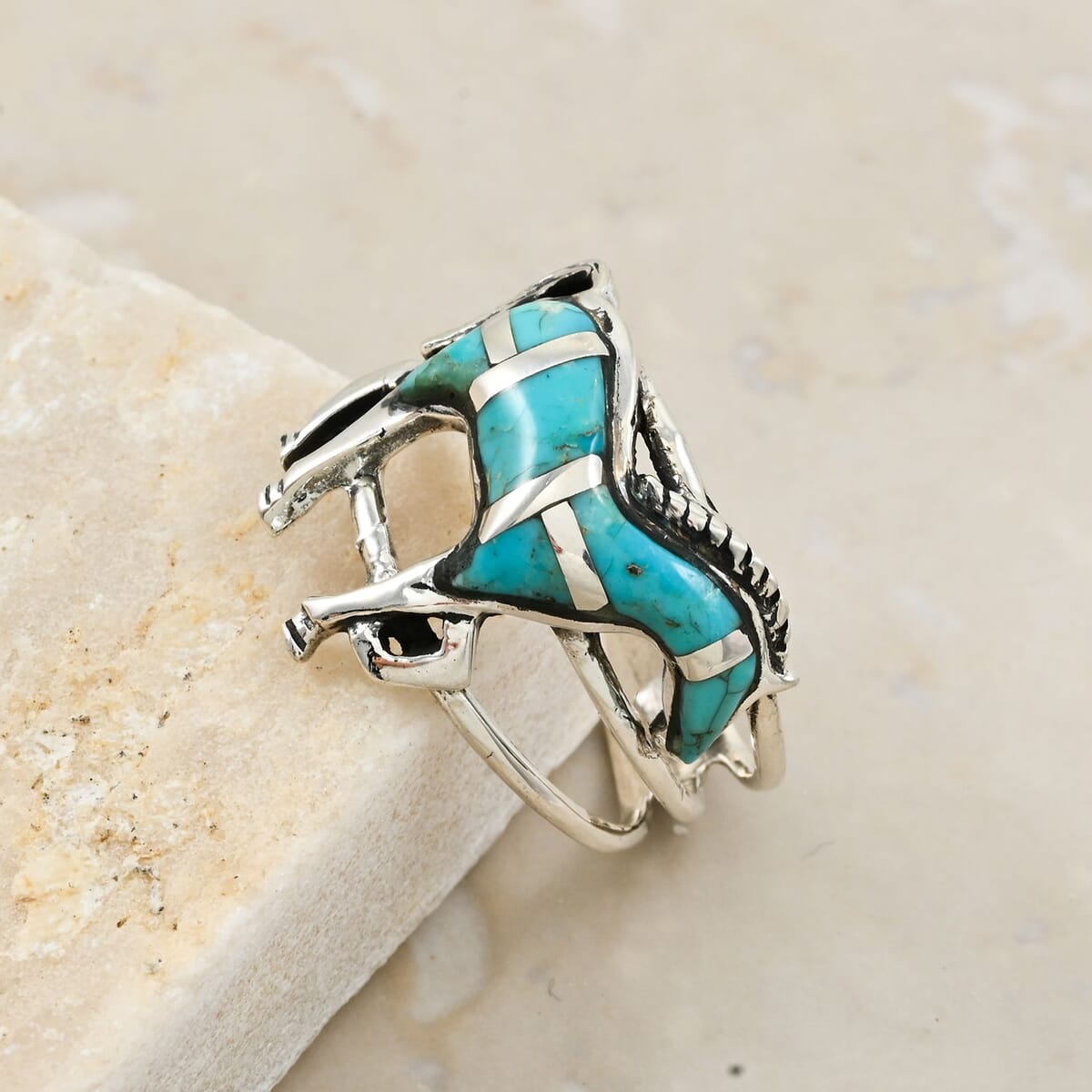 Santa Fe Style Kingman Turquoise 3.50 ctw Horse Ring in Sterling Silver (Size 11.0) image number 1