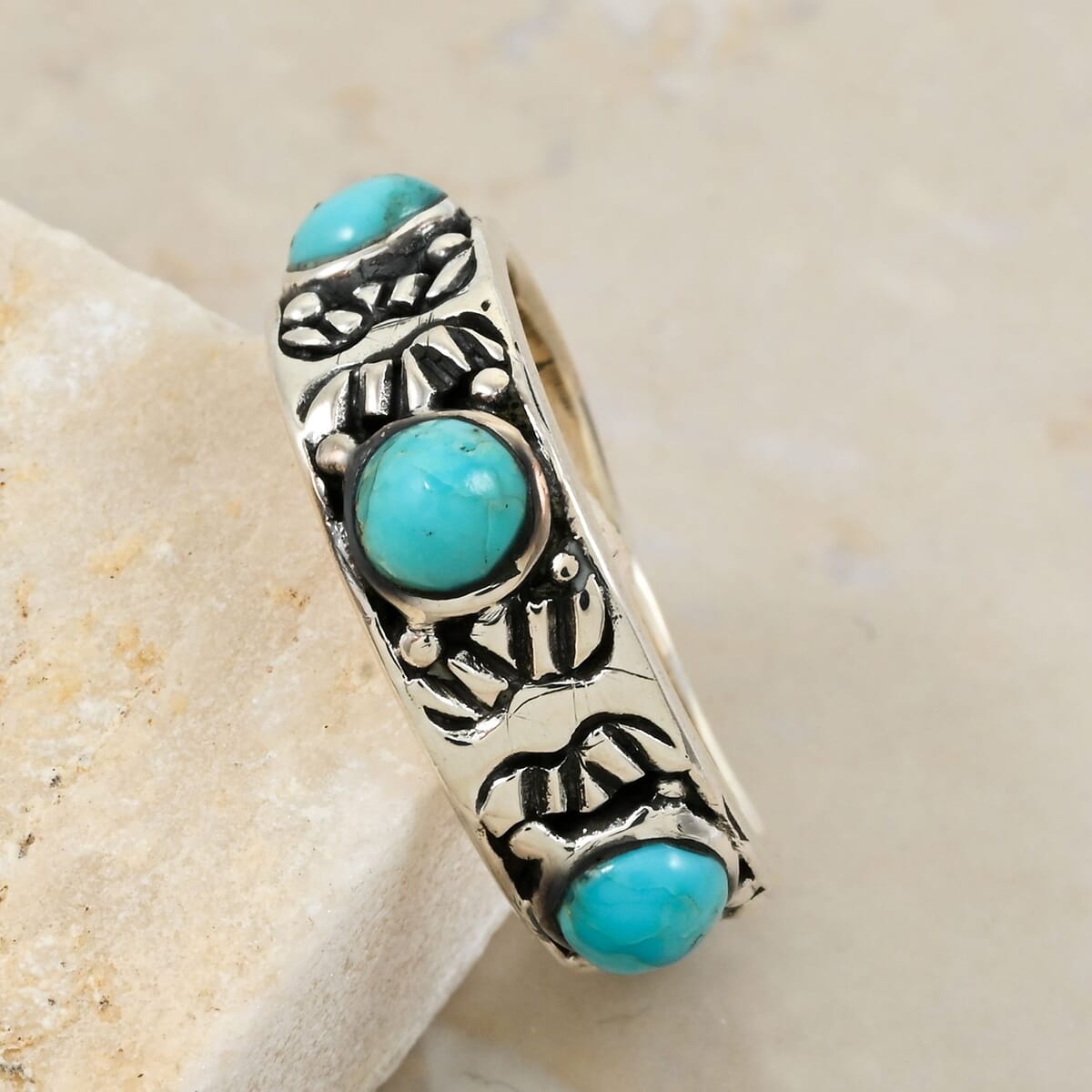 Santa Fe Style Kingman Turquoise 3.00 ctw Ring in Sterling Silver (Size  11.0) image number 1