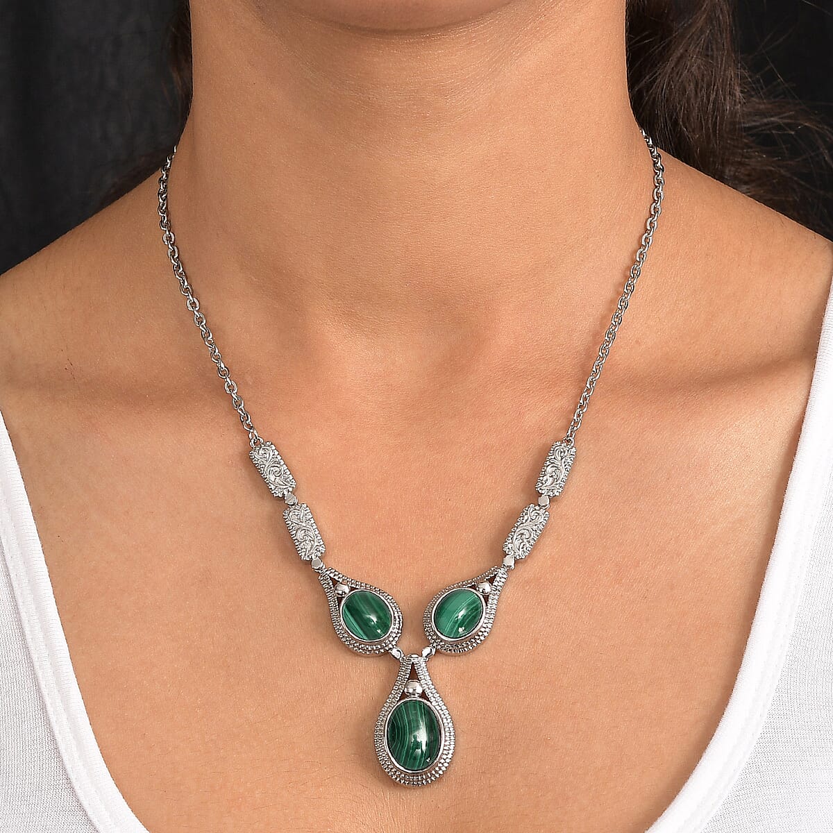 EverTrue African Malachite 22.90 cts Intricate Filigree Necklace 18 Inches in Stainless Steel image number 2