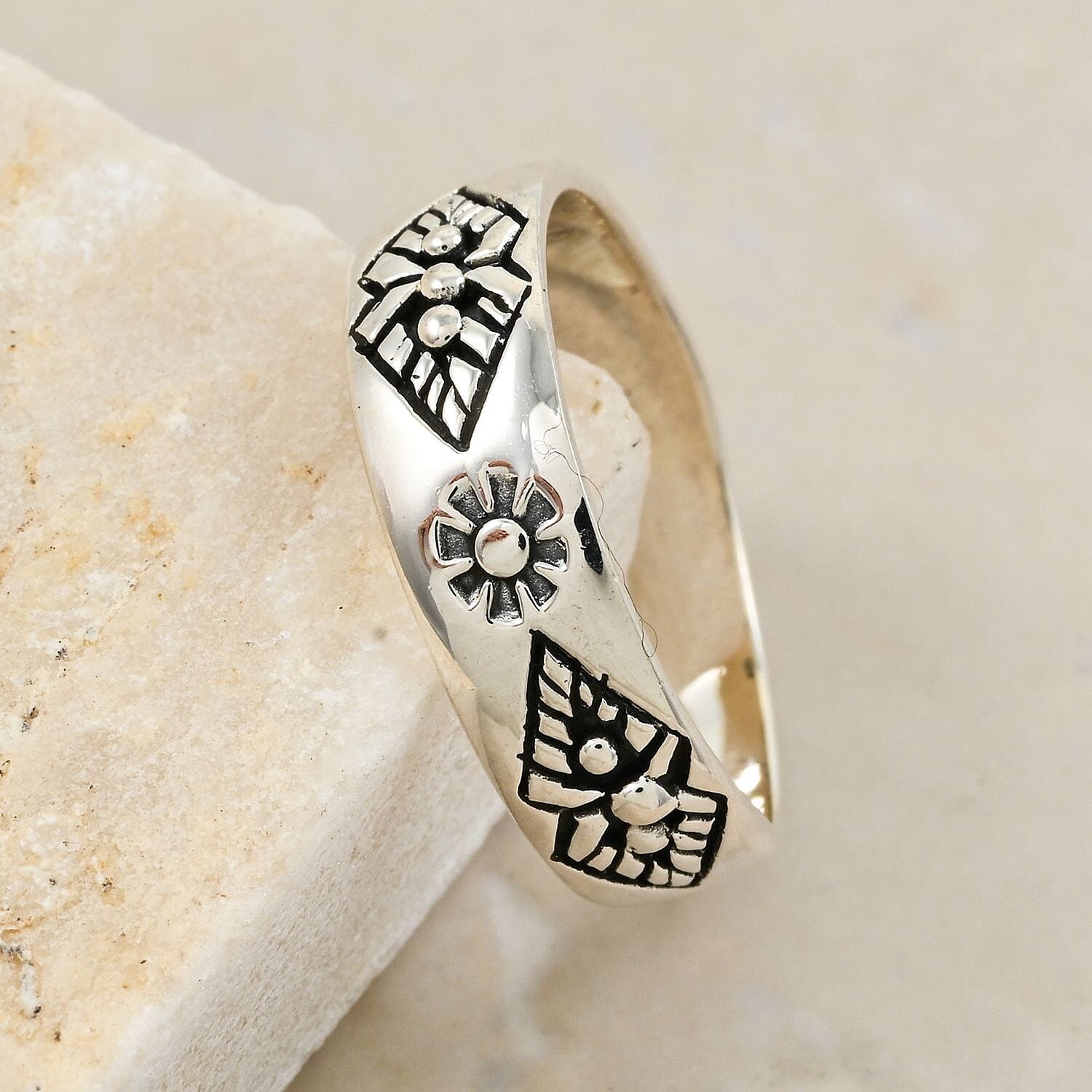 Santa Fe Style Sterling Silver Ring (Size 10.0) 2.80 Grams