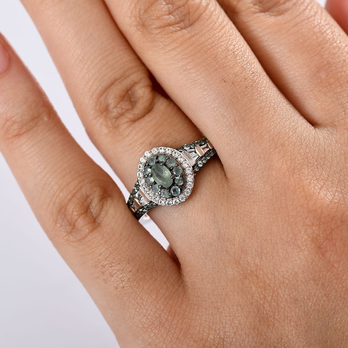 D'Joy Narsipatnam Alexandrite and White Zircon 1.25 ctw Ring in Rhodium Over Sterling Silver (Size 10.0) image number 2