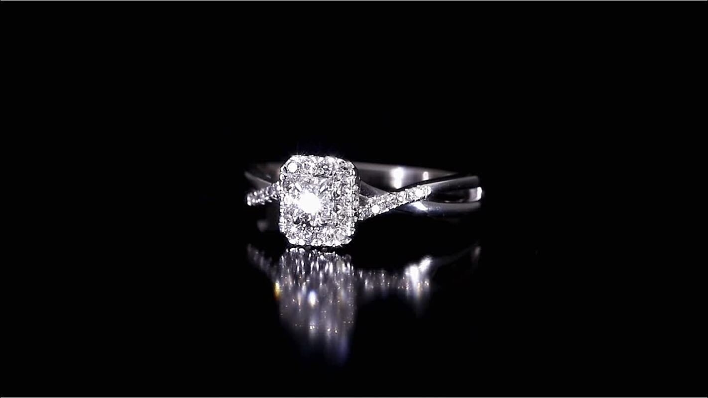 Luxuriant Lab Grown Diamond (G-H, SI) Ring in Sterling Silver 0.25 ctw