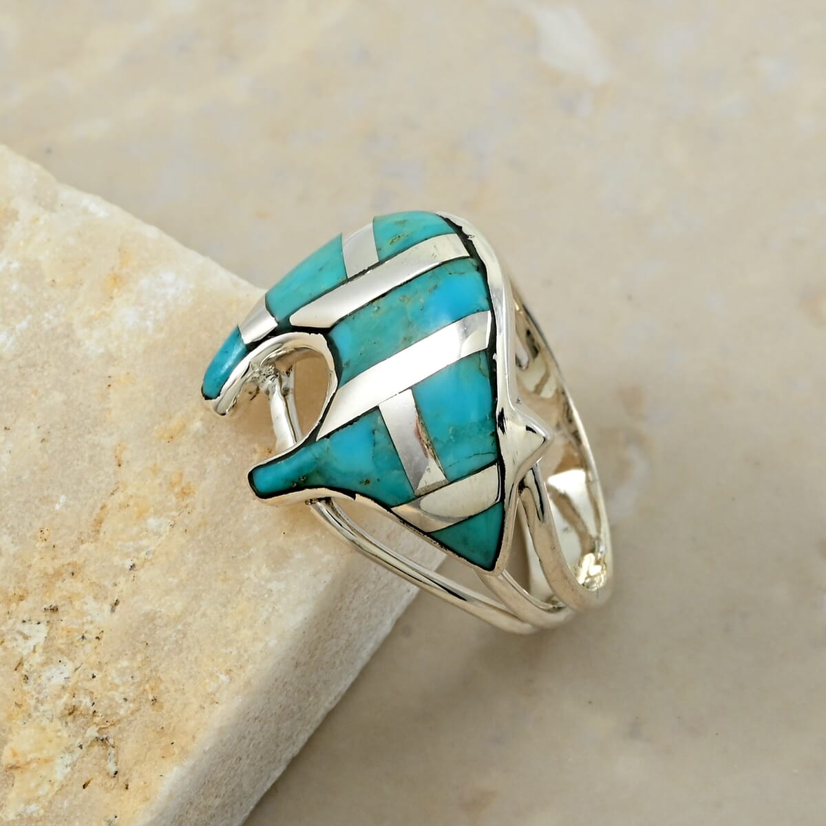 Santa Fe Style Kingman Turquoise 6.50 ctw Ring in Sterling Silver (Size 11.0) image number 1