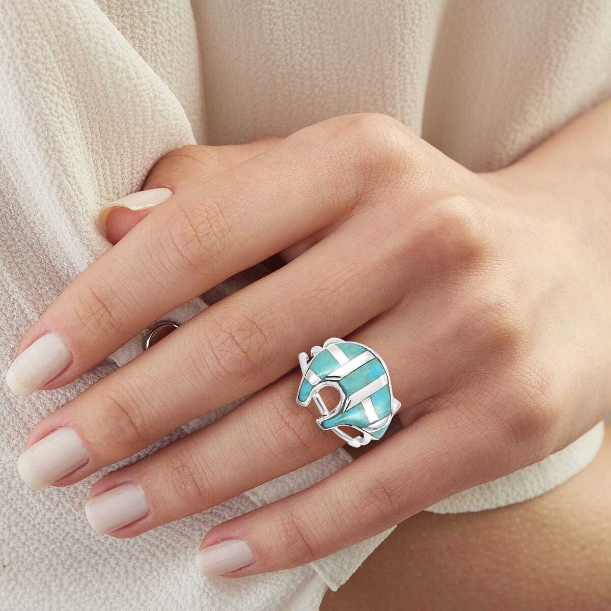 Santa Fe Style Kingman Turquoise 6.50 ctw Ring in Sterling Silver (Size 11.0) image number 2