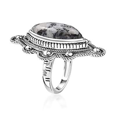 D'Joy Artisan Crafted White Buffalo 8.25 ctw Spirit Shield Ring in Sterling Silver (Size 10.0) 