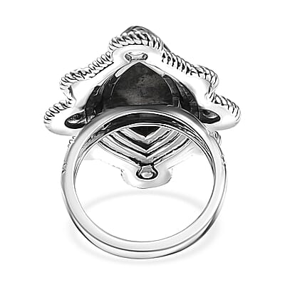 D'Joy Artisan Crafted White Buffalo 8.25 ctw Spirit Shield Ring in Sterling Silver (Size 10.0) 