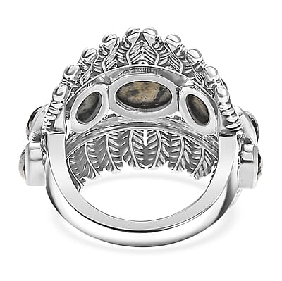 D'Joy Artisan Crafted White Buffalo 5.00 ctw Feather Shield Ring in Sterling Silver (Size 7.0)