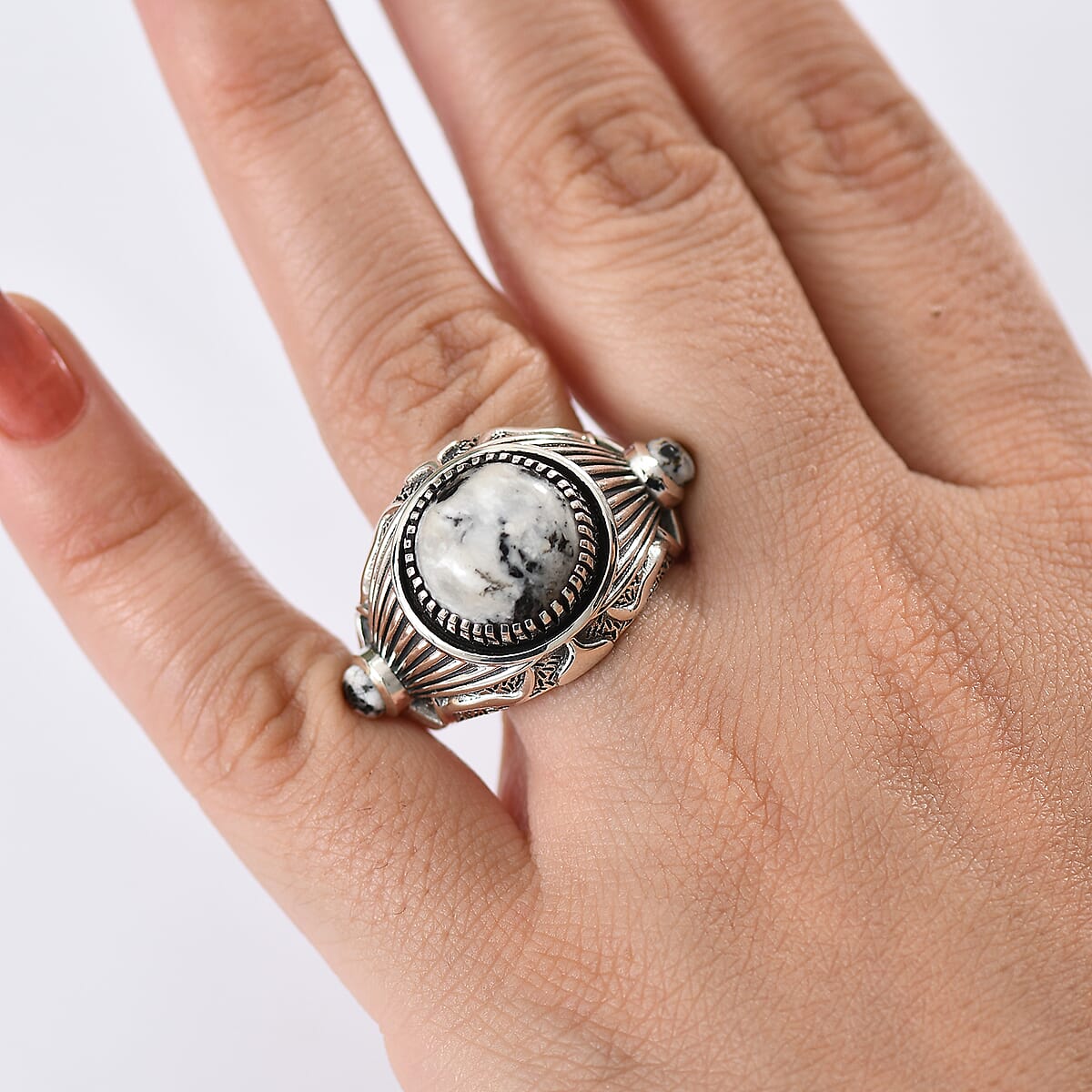 D'Joy Artisan Crafted White Buffalo 7.65 ctw Men's Ring in Sterling Silver (Size 12.0)  image number 2