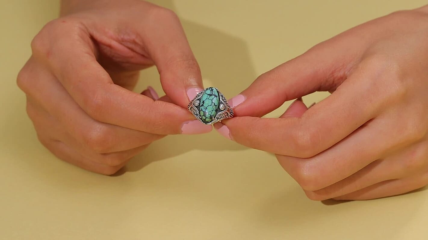 D'Joy Artisan Crafted Whispering Web Turquoise 4.90 ctw Thunderbird Phoenix Ring in Sterling Silver (Size 6.0)