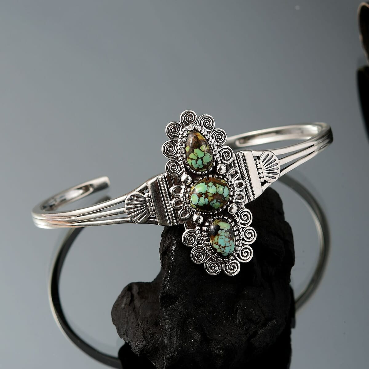 D’Joy Artisan Crafted Whispering Web Turquoise 6.50 ctw Cuff Bracelet in Sterling Silver (7.25 In)  image number 1